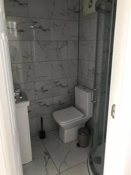 30A Mortlake Villa London